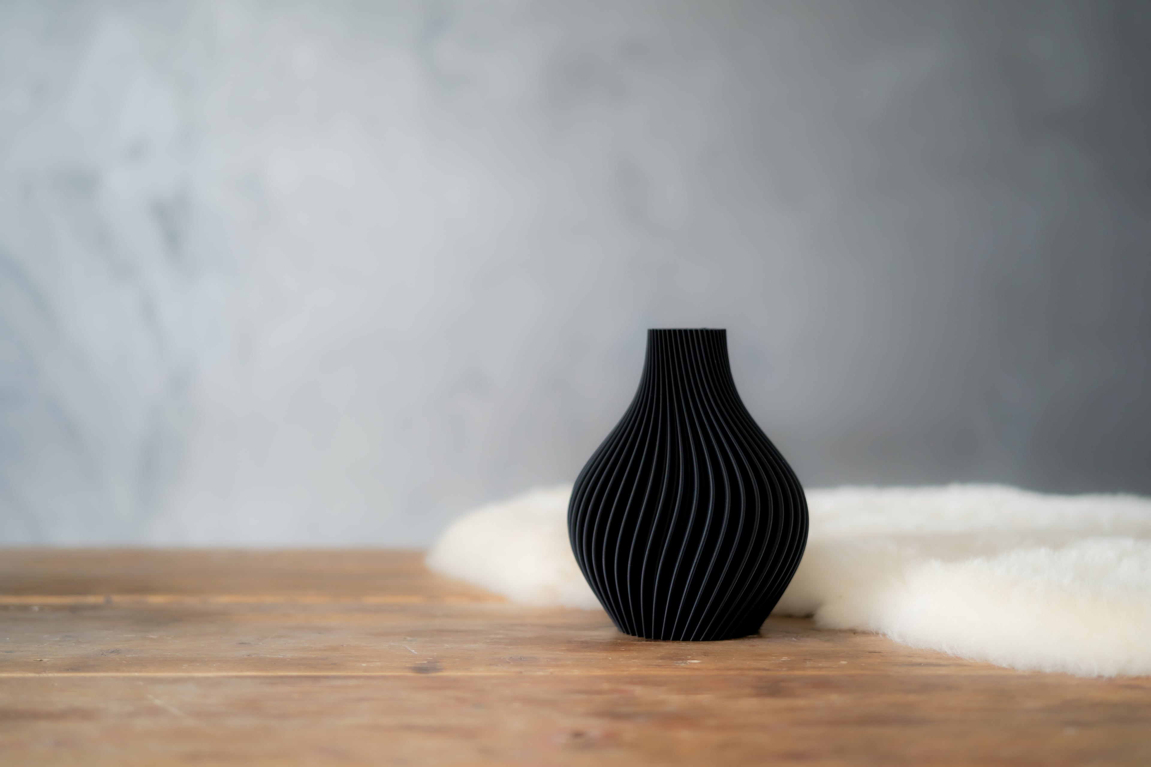 Obsidian | Charcoal Black | 3D Printed Design Vase