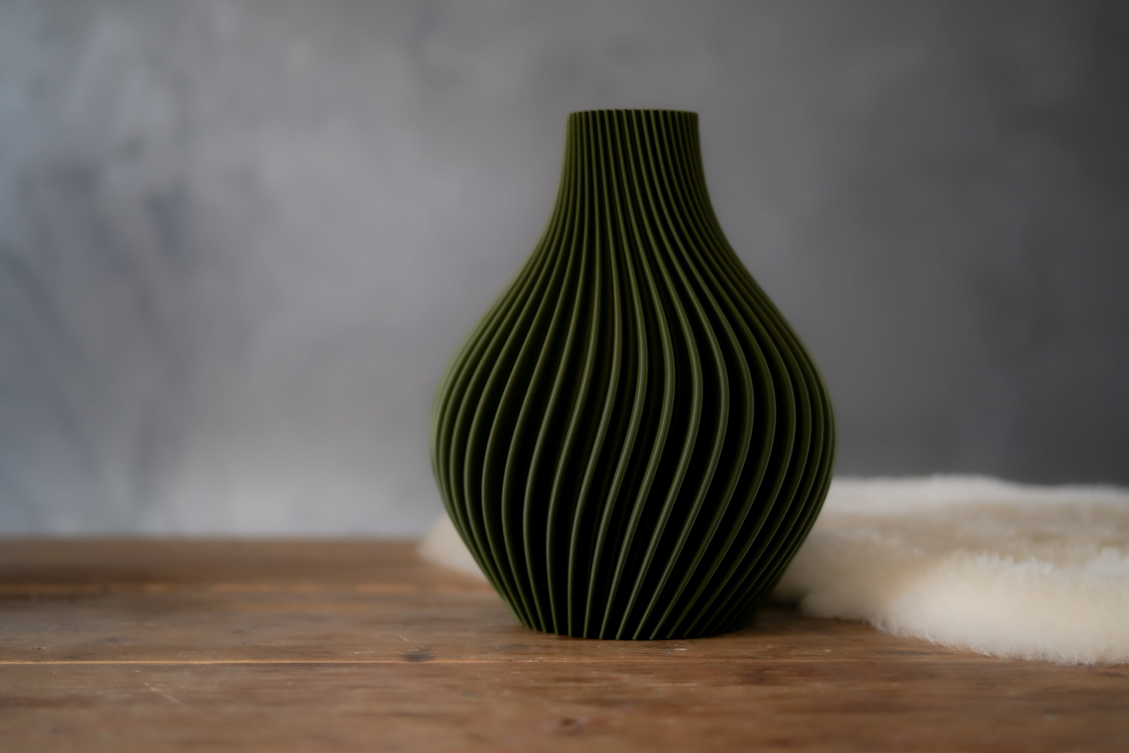 Obsidian | Dark Green | 3D Printed Design Vase